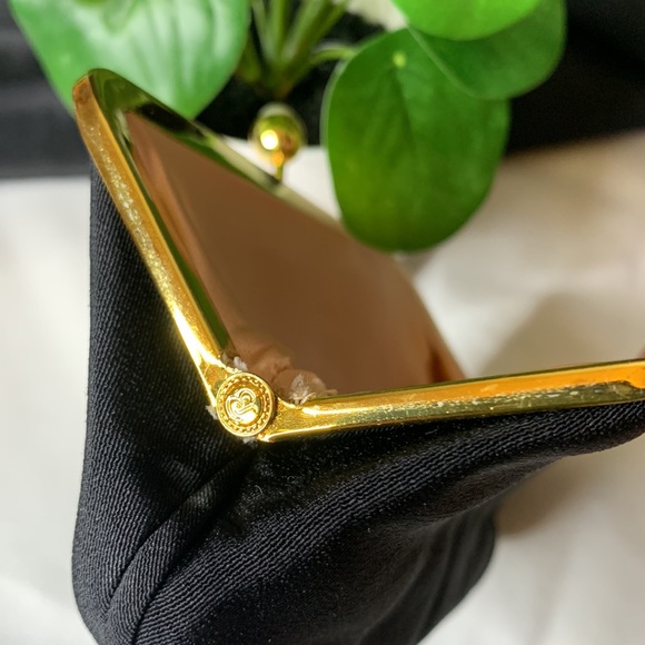 Vintage Stylemark by Mutterpearl small black fabric clutch / wristlet purse - Picture 8 of 12